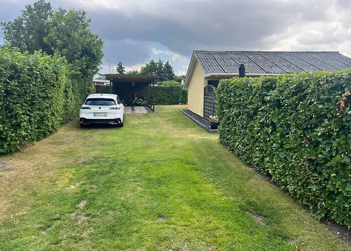 300 M From Sandy Holiday home *